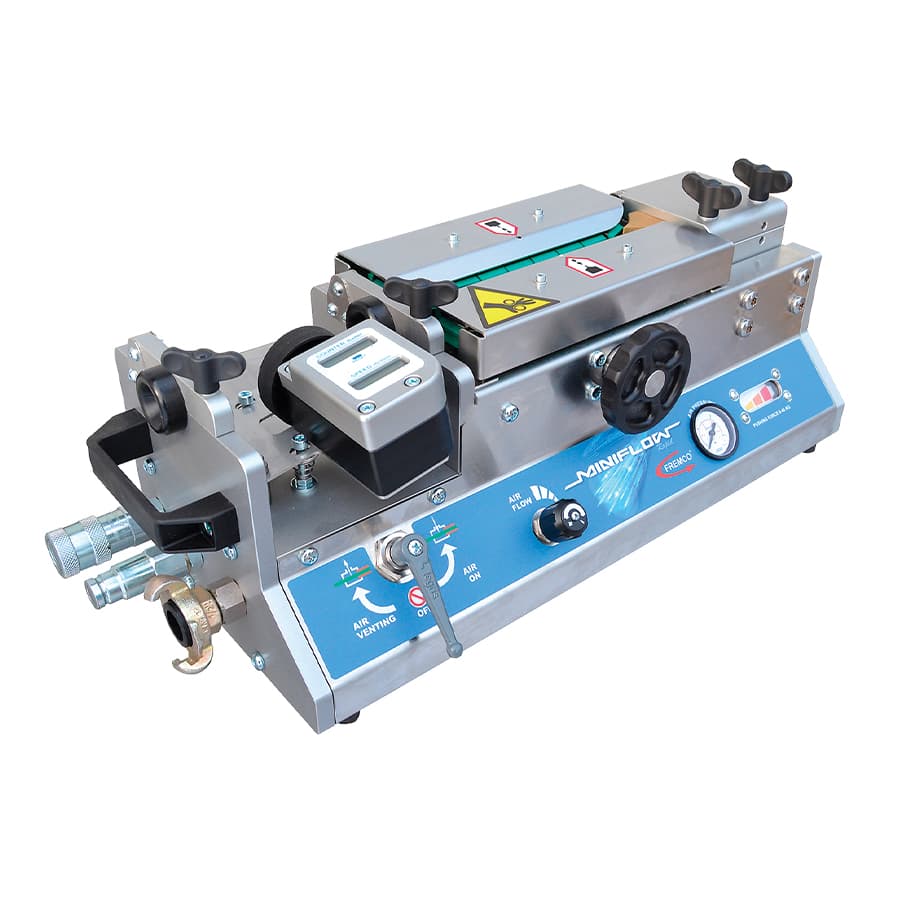 Tote bag containing a plant